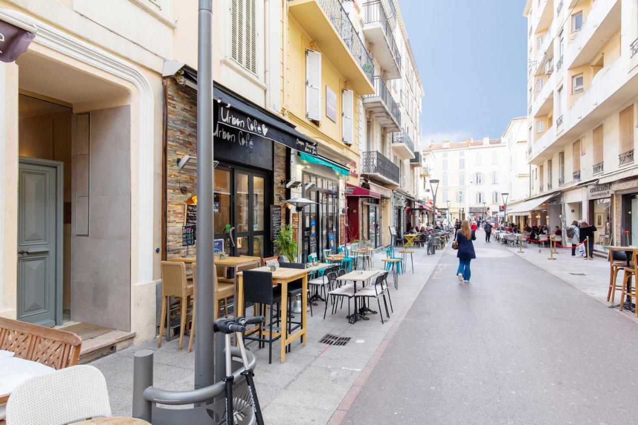 L'albion Yourhosthelper * Cannes